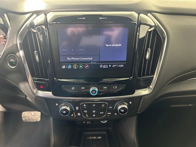 Used 2023 Chevrolet Traverse Premier image 22