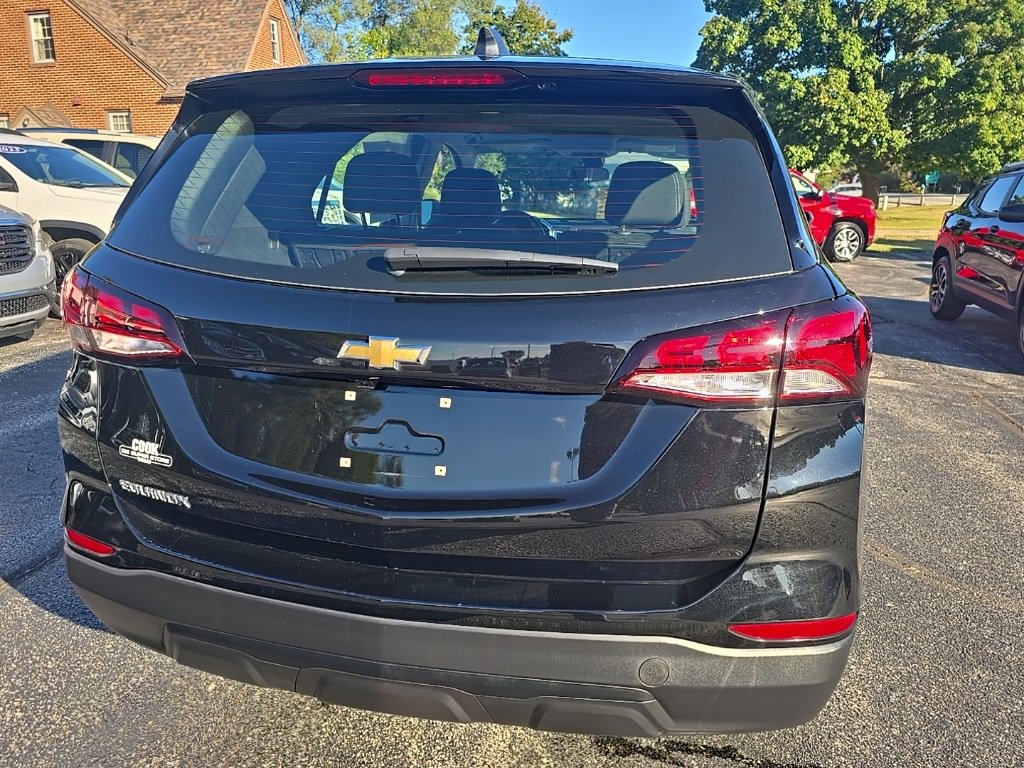Used 2024 Chevrolet Equinox LS w/ LPO, Floor Liner Package image 33