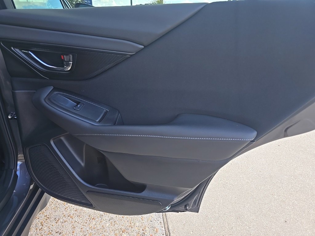 Used 2025 Subaru Outback Premium image 35