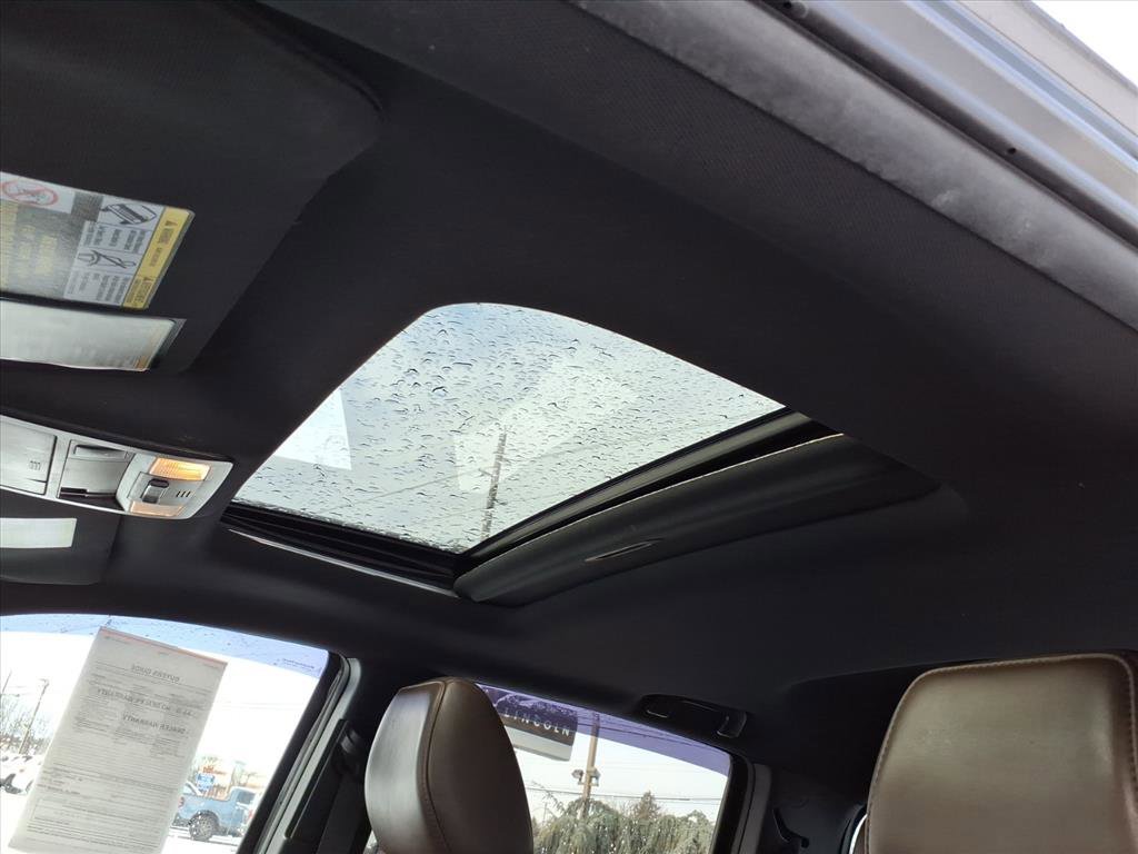 Used 2017 Toyota Tacoma Limited image 16