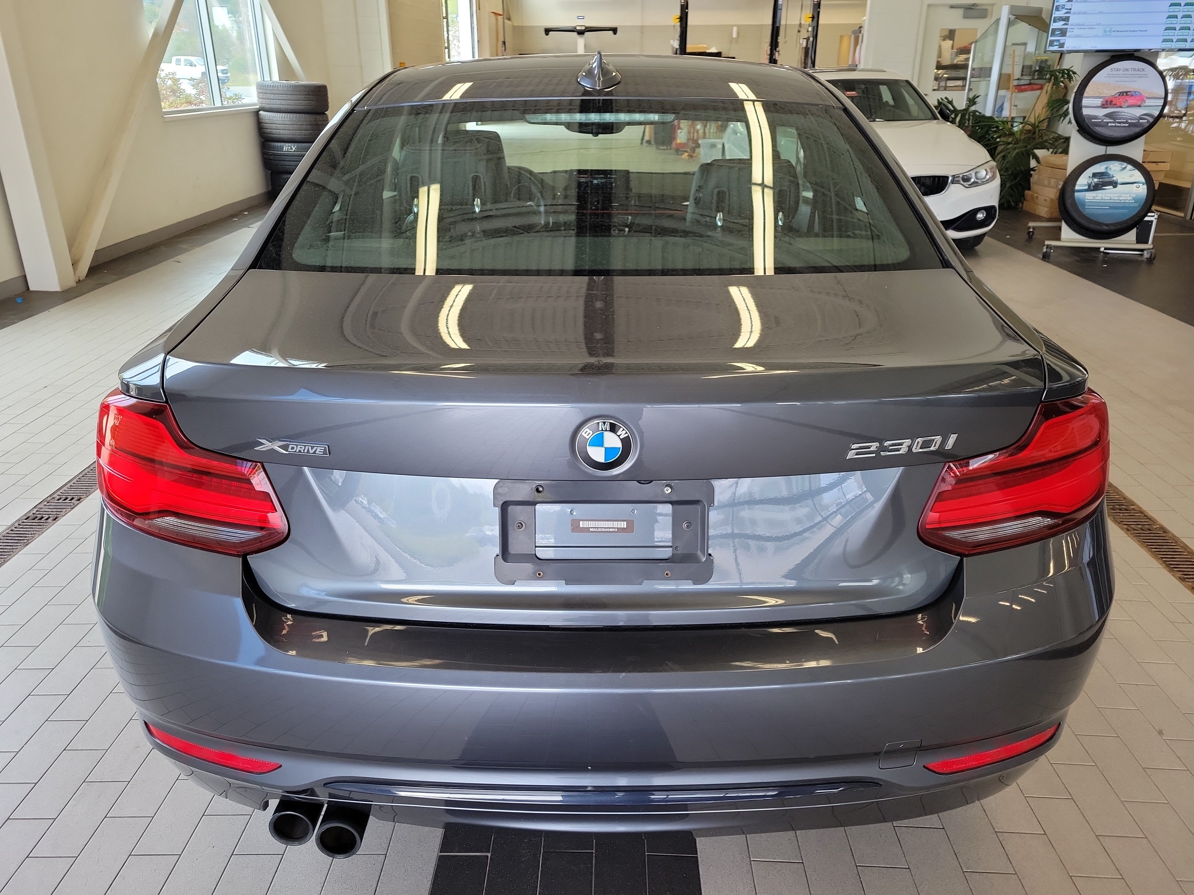 Used 2018 BMW 230i xDrive Coupe AWD/4WD image 6