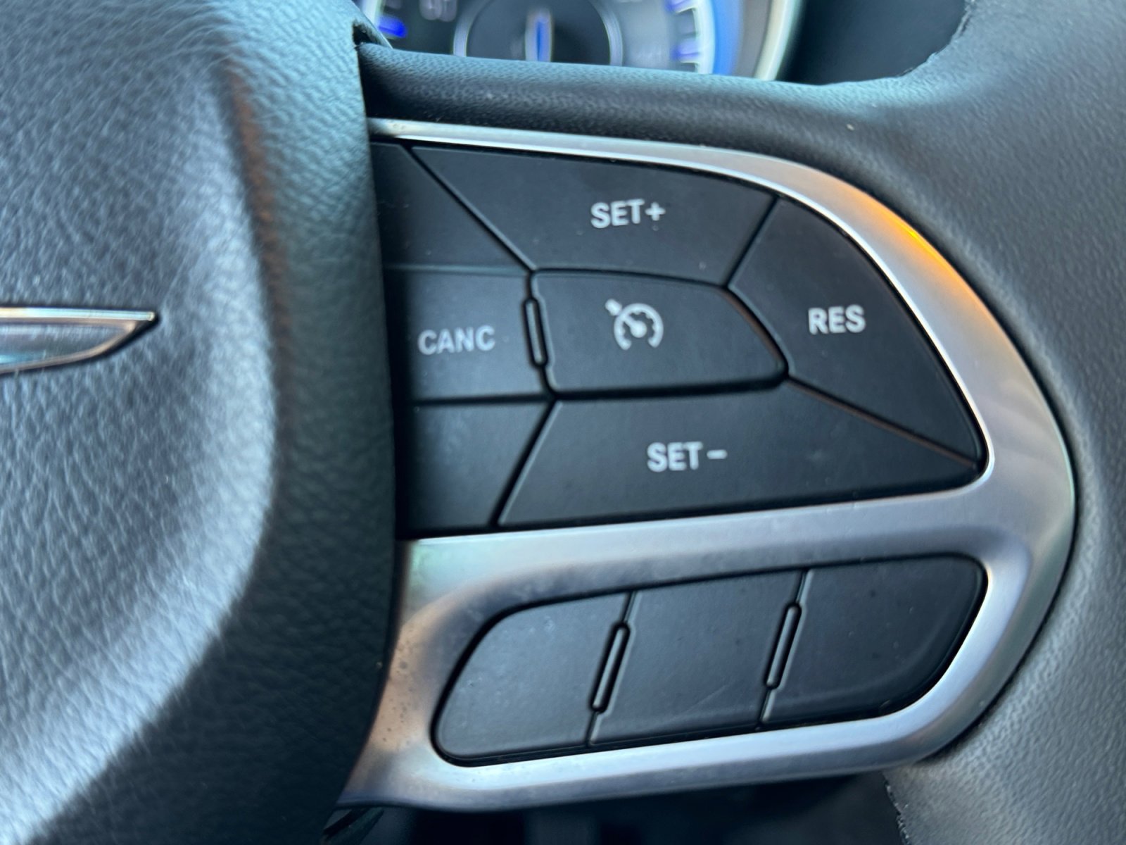 Certified 2022 Chrysler 300 Touring image 19