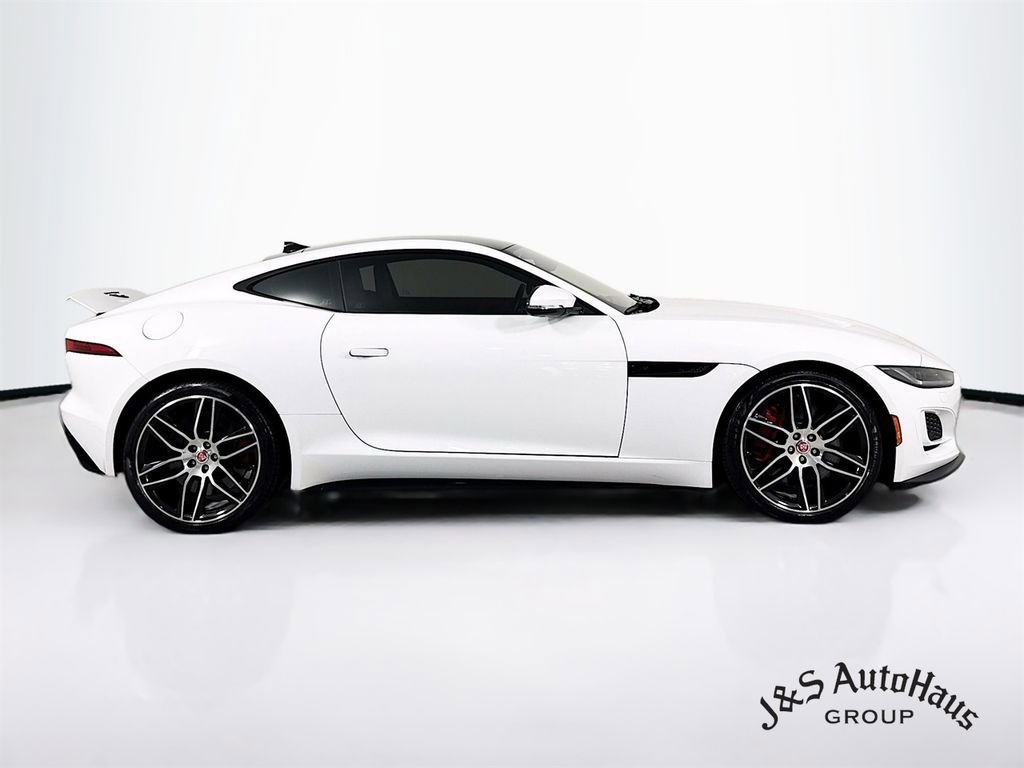 Used 2022 Jaguar F-TYPE R-Dynamic image 8