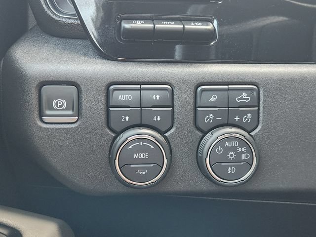 Used 2025 Chevrolet Silverado 2500 ZR2 w/ Technology Package AWD/4WD image 25