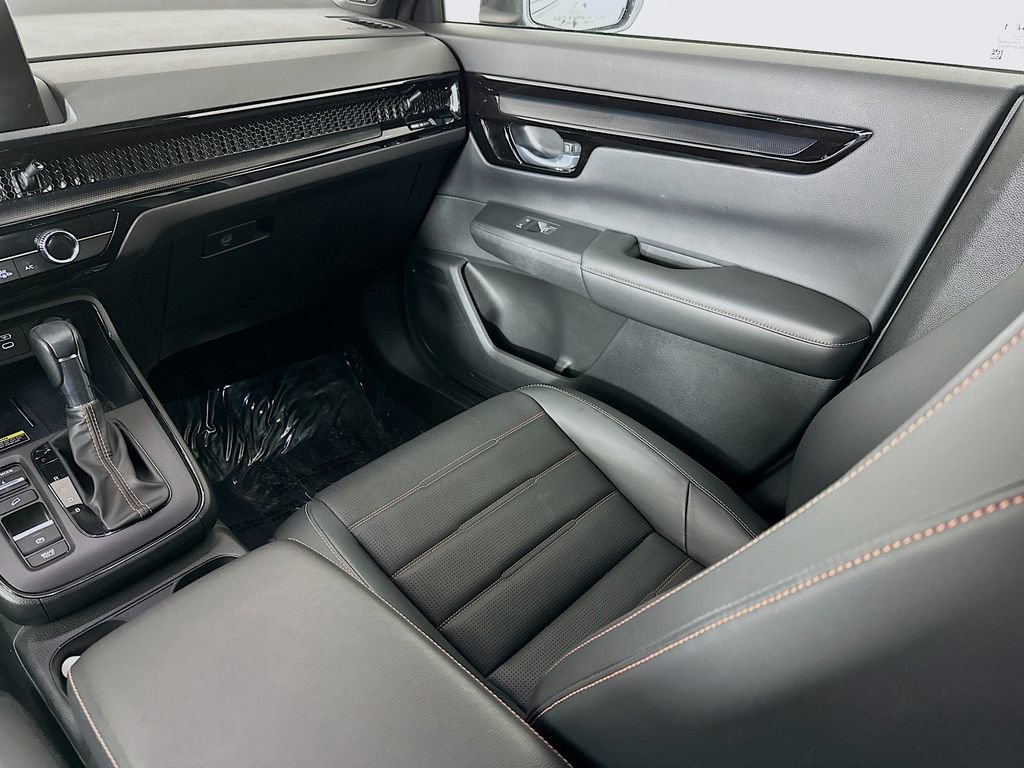 Used 2023 Honda CR-V Sport Touring image 32