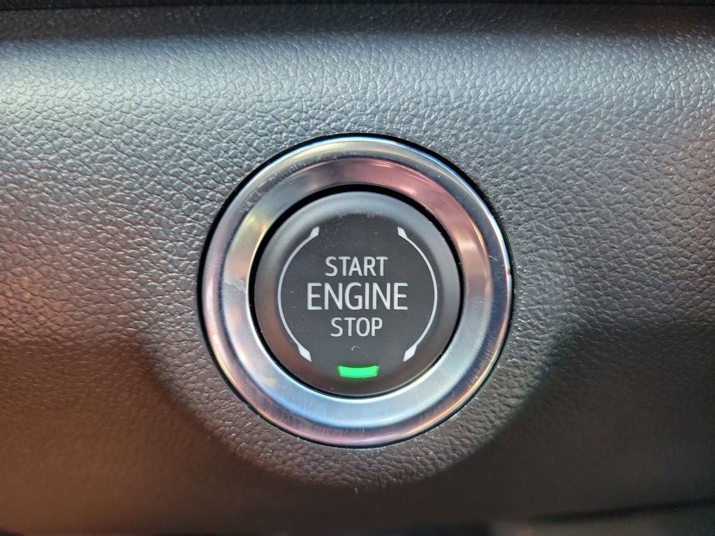 New 2026 GMC Terrain AT4 w/ LPO, Floor Liner Package image 32