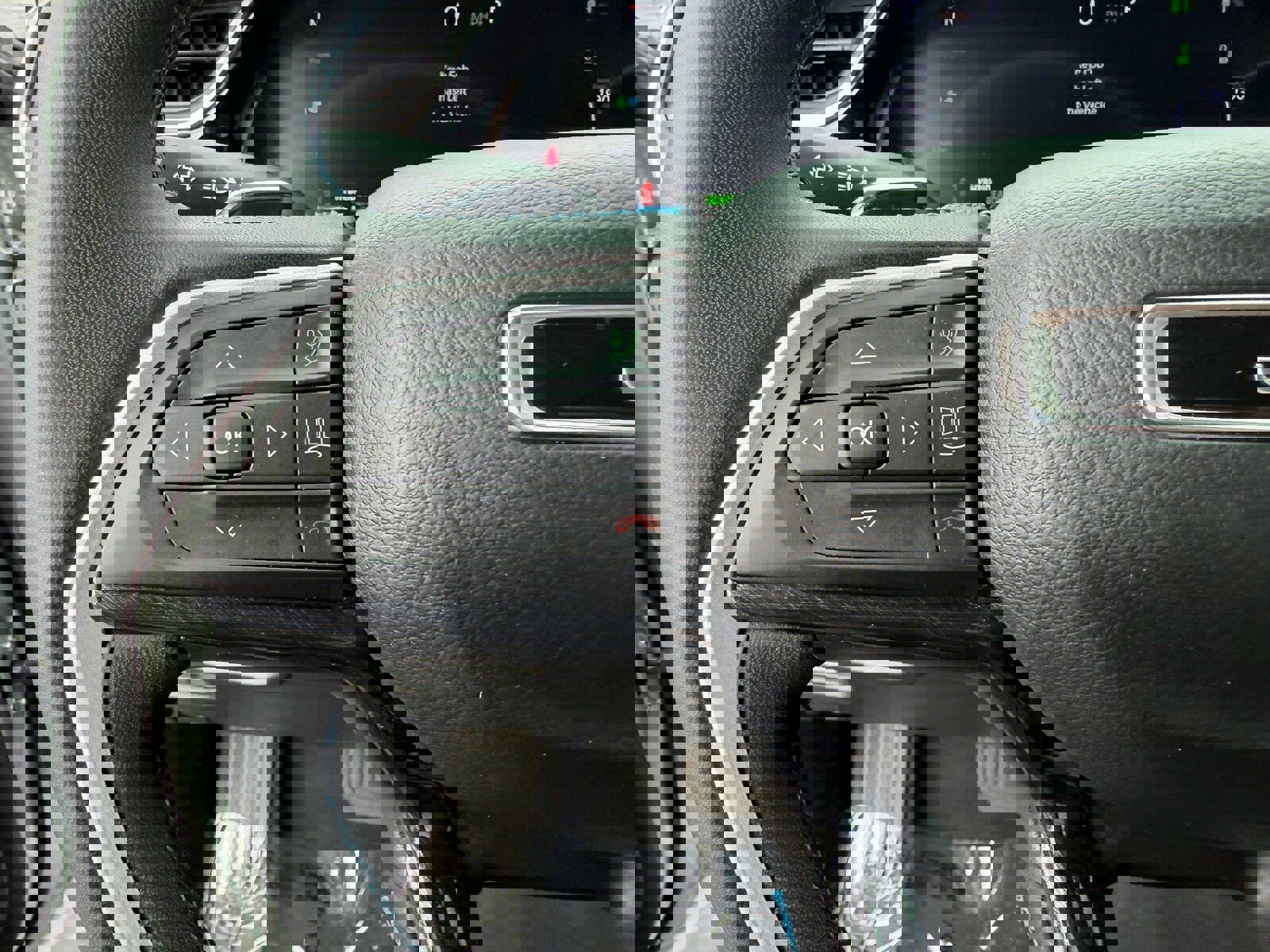 Used 2022 Jeep Grand Cherokee Trailhawk w/ Advanced Protech Group II image 35