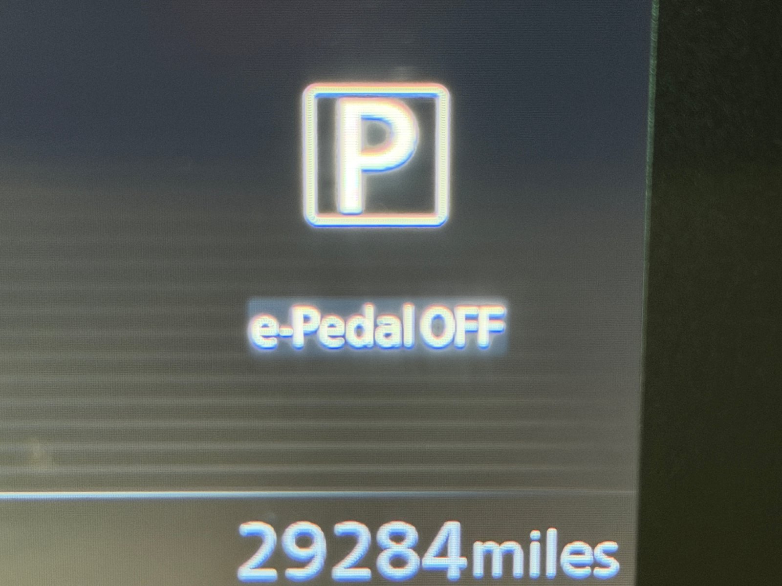 Used 2022 Nissan Leaf SL Plus FWD image 2
