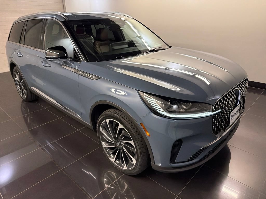 New 2026 Lincoln Aviator Reserve AWD/4WD image 1