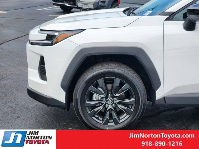 Used 2026 Toyota RAV4 XLE Premium AWD/4WD image 8