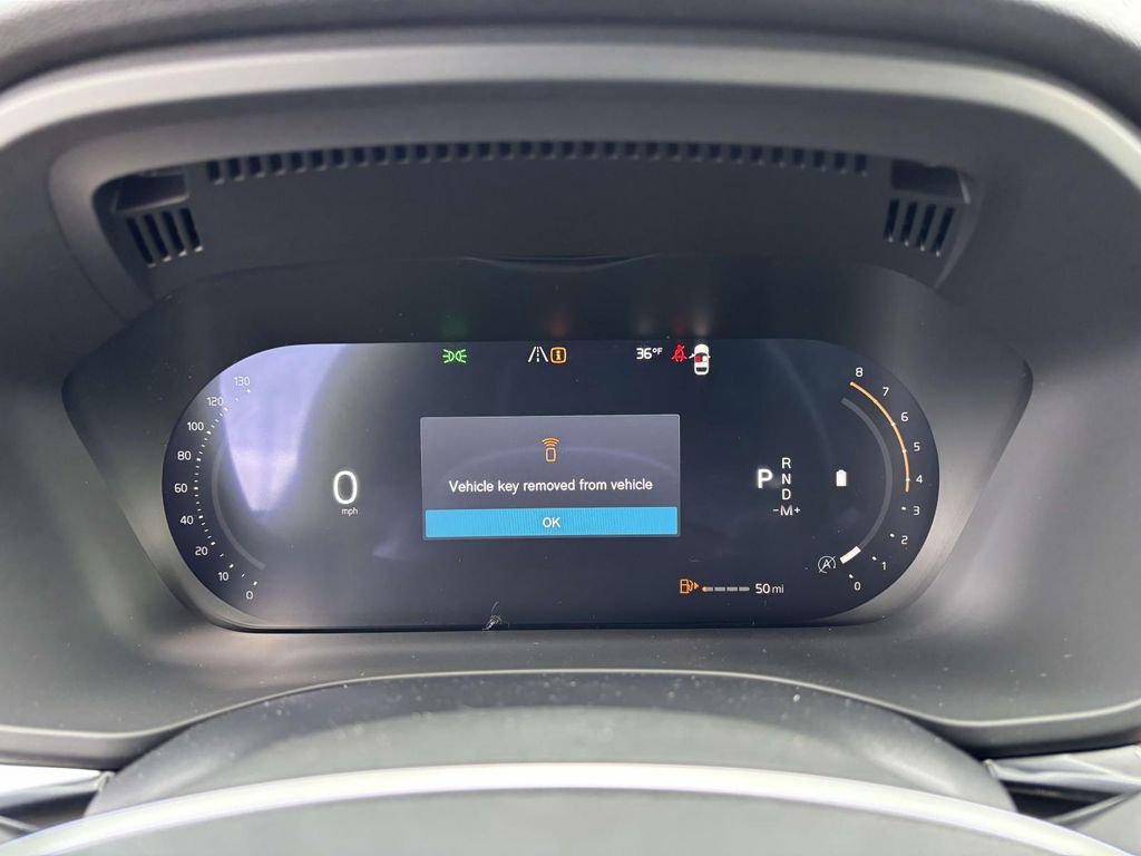 New 2026 Volvo XC60 B5 Plus w/ Protection Package Premier image 15