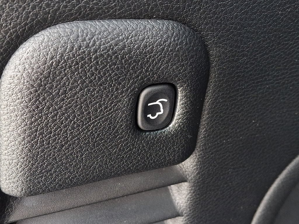Used 2021 Jeep Grand Cherokee Limited RWD image 34