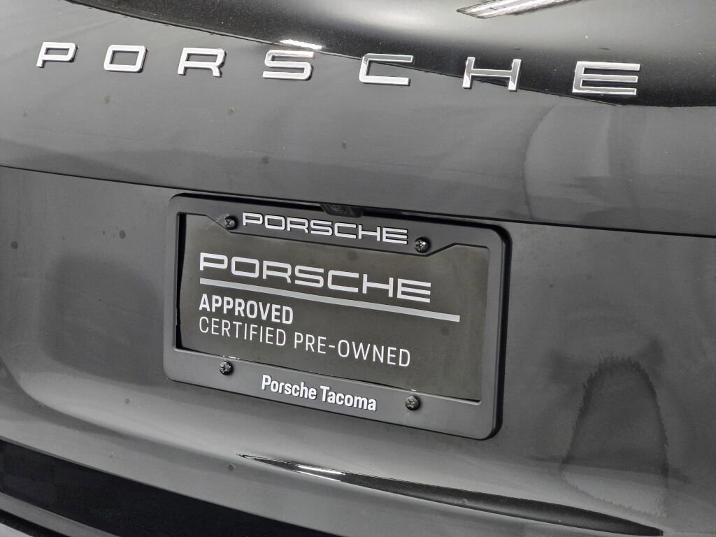 Used 2018 Porsche Cayenne image 32