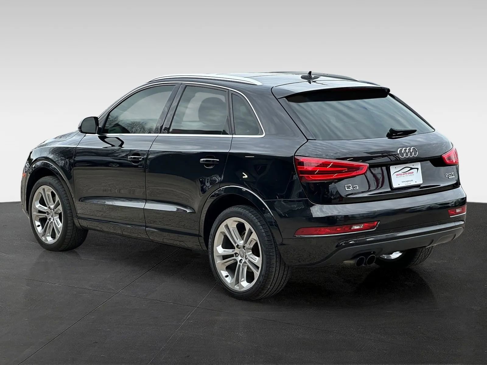 Used 2015 Audi Q3 2.0T Prestige w/ Prestige Package AWD/4WD image 5