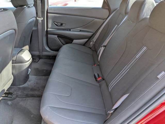 Certified 2025 Hyundai Elantra Sport FWD image 13