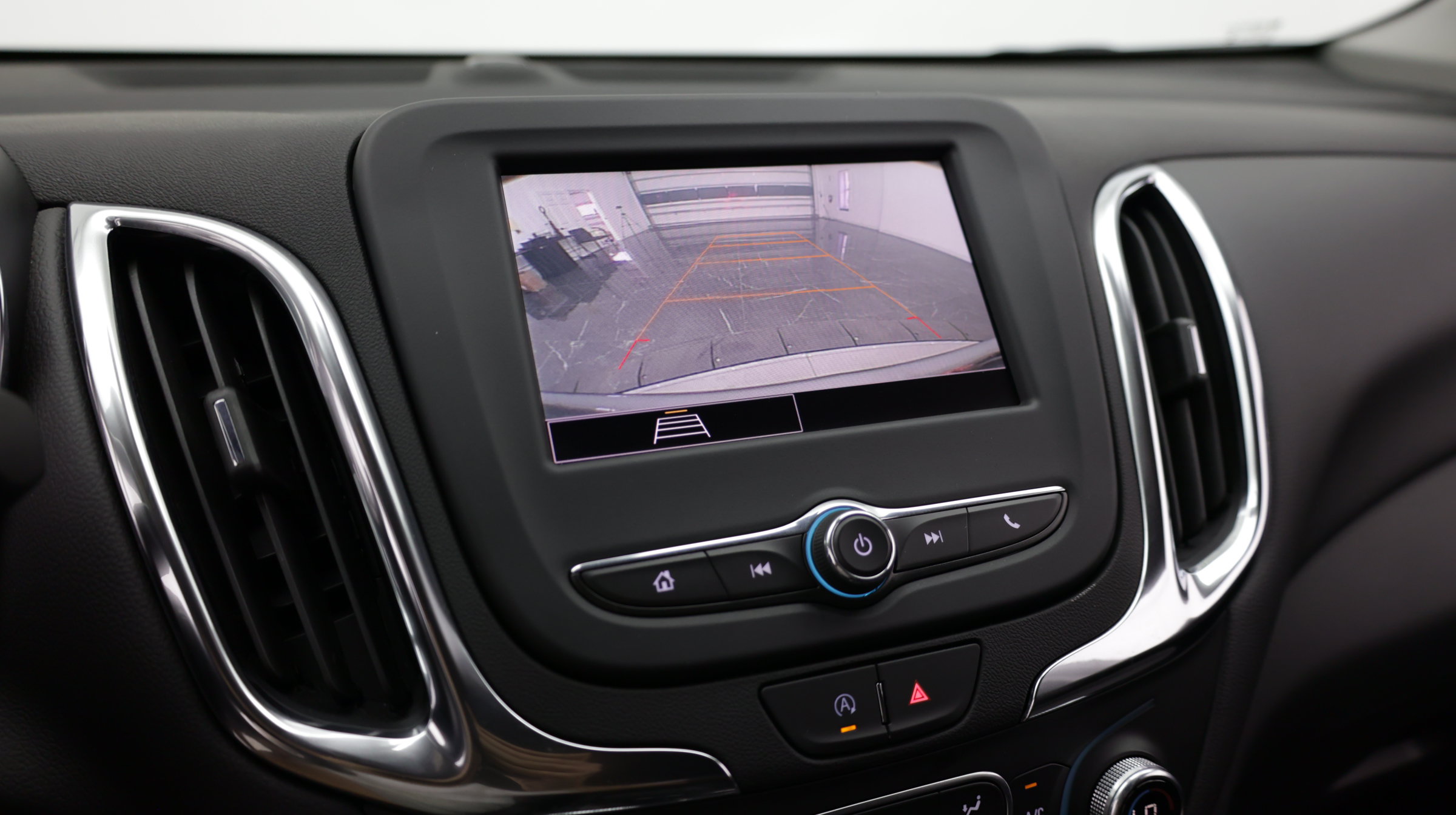 Used 2024 Chevrolet Equinox LT AWD/4WD image 23