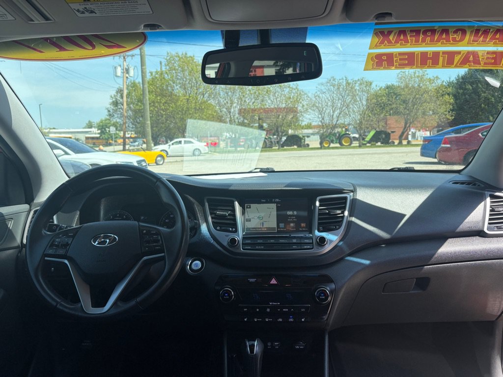 Used 2017 Hyundai Tucson SE Plus FWD image 13