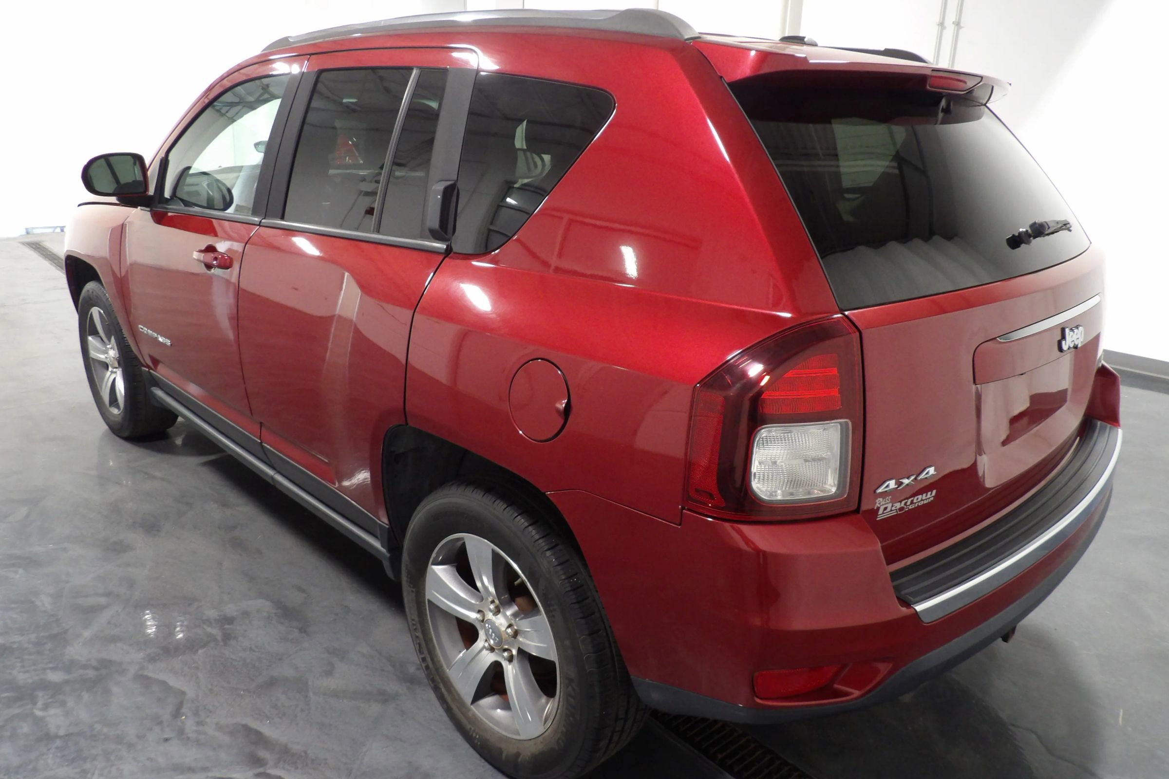 Used 2016 Jeep Compass High Altitude AWD/4WD image 5