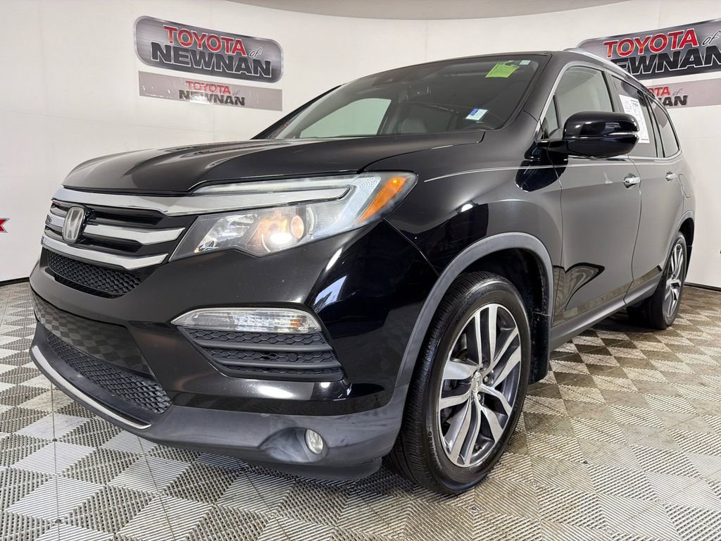 Used 2017 Honda Pilot Touring image 9