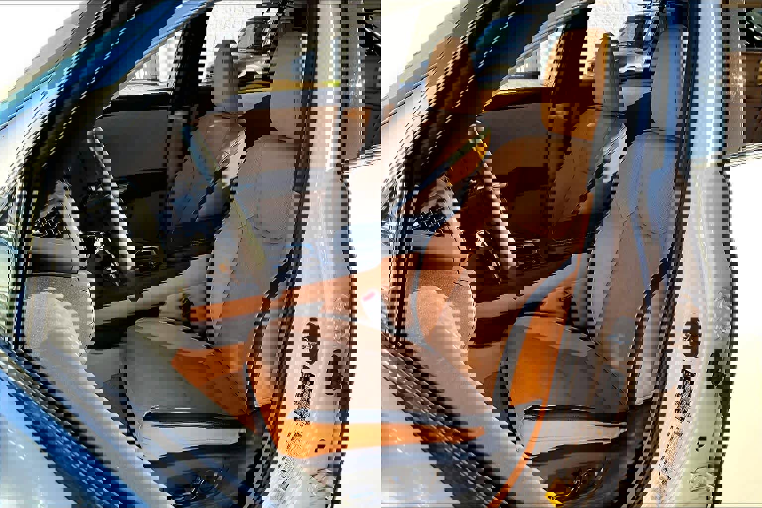 Used 2023 Lexus RZ 450e Premium image 7