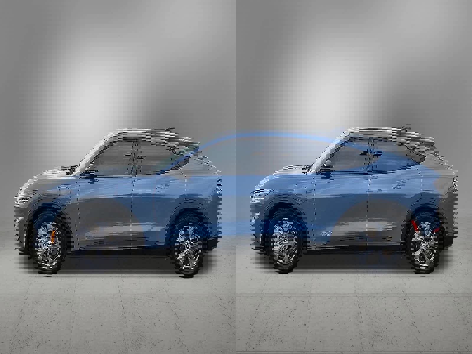 Used 2023 Ford Mustang Mach-E Select image 3