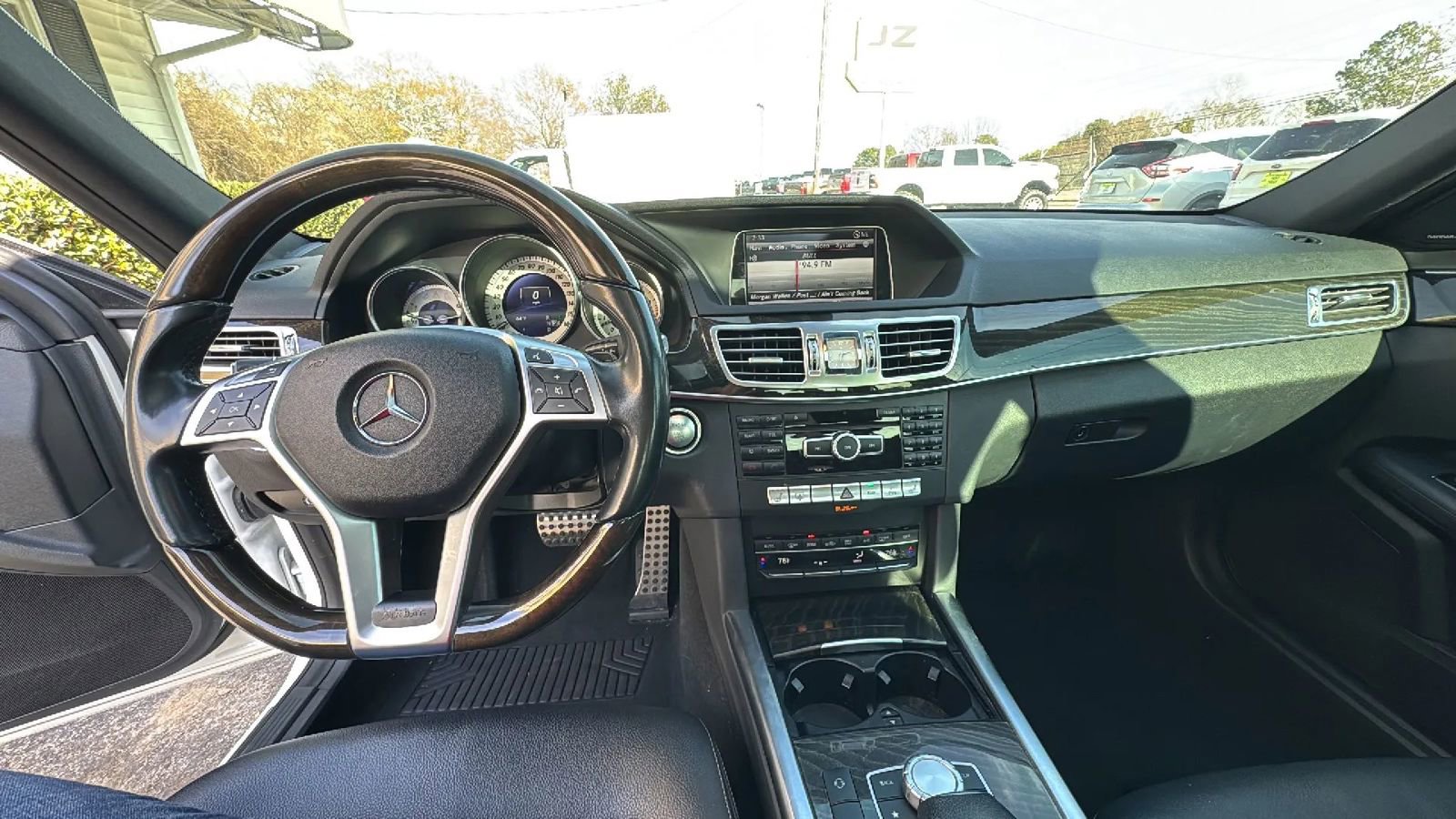 Used 2015 Mercedes-Benz E 350 Sedan image 11