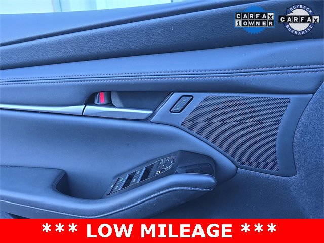 Used 2024 MAZDA MAZDA3 s image 11
