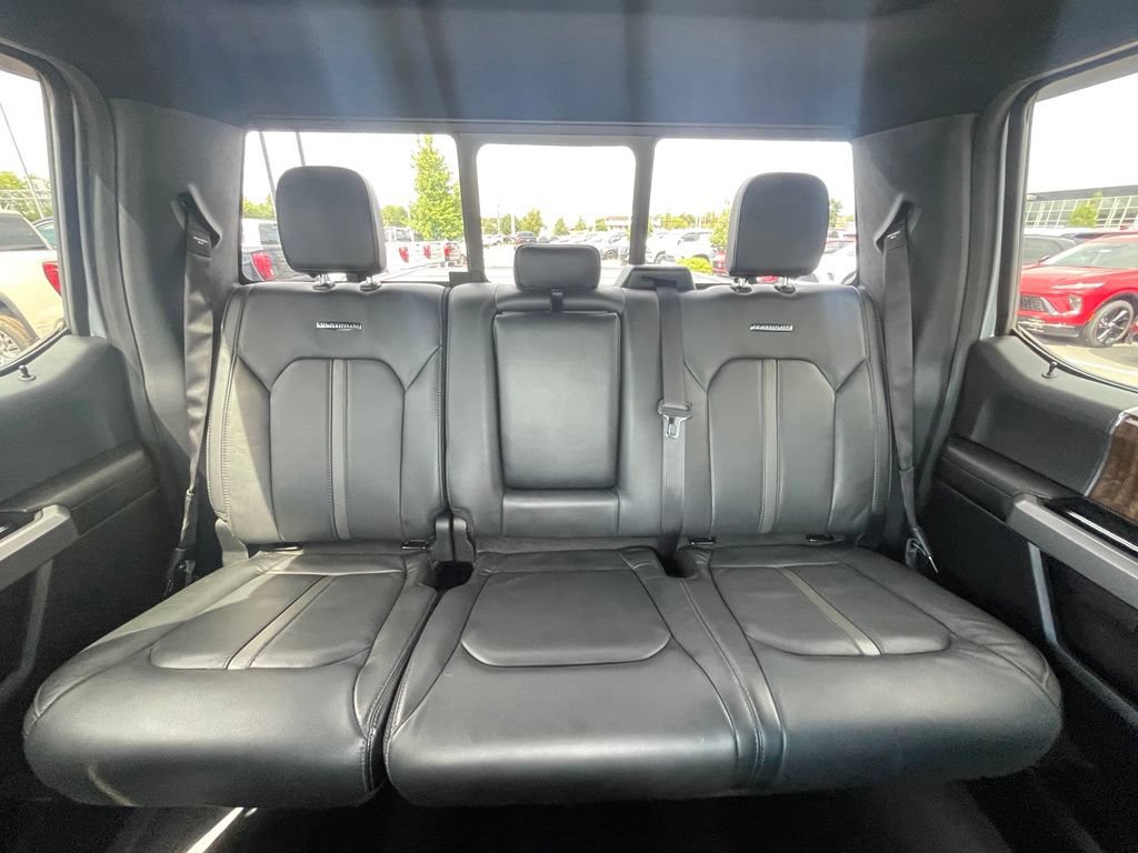 Used 2016 Ford F150 Platinum w/ Equipment Group 701A Luxury AWD/4WD image 22