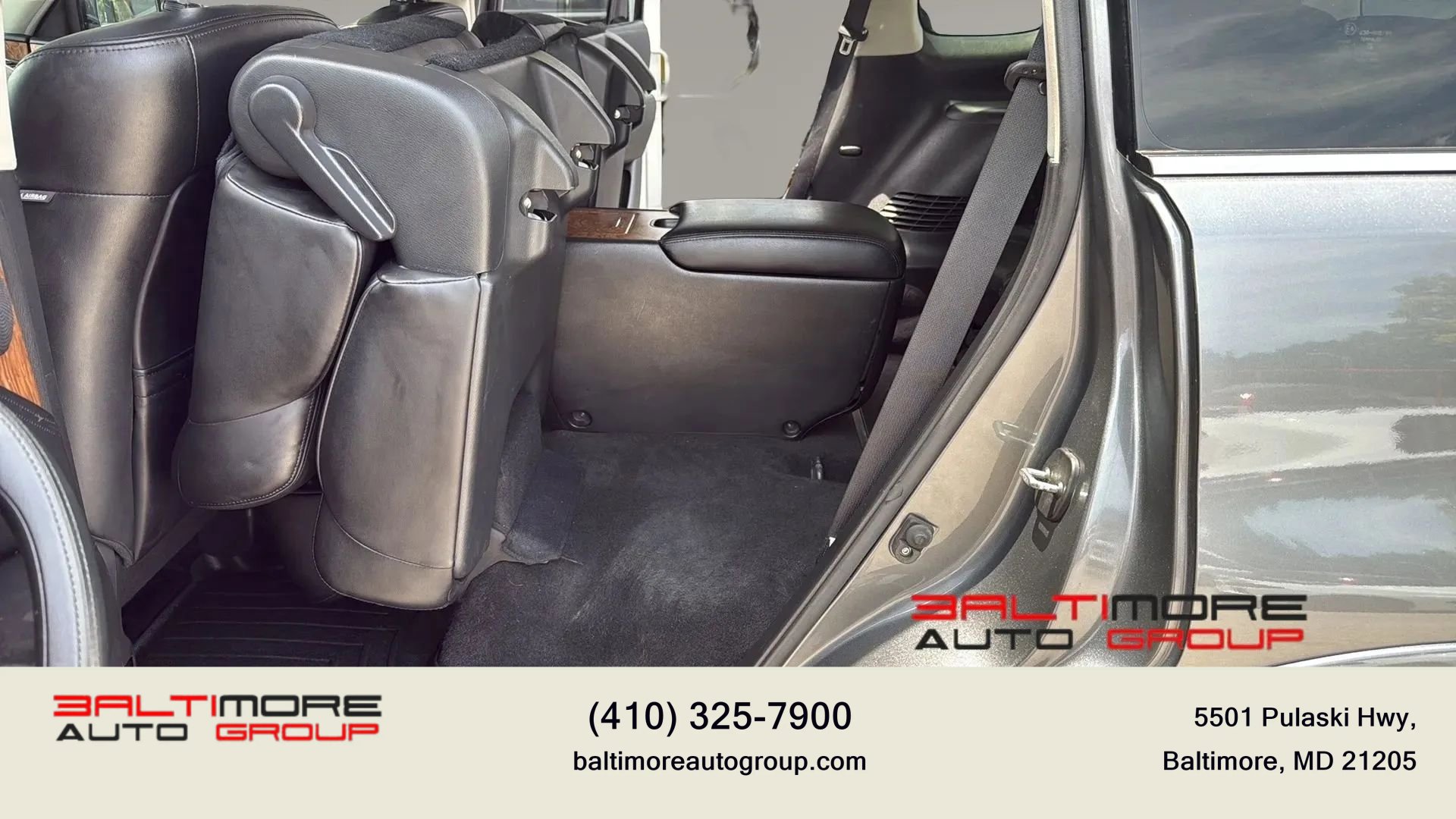 Used 2021 Nissan Armada SL w/ Captain's Chairs Package AWD/4WD image 29