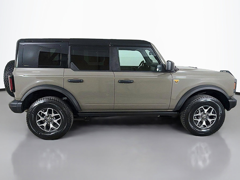 Used 2025 Ford Bronco Badlands AWD/4WD image 15