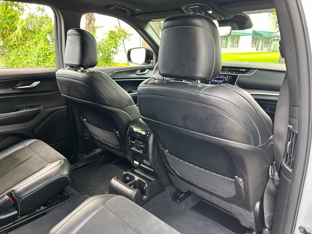 Certified 2025 Jeep Grand Cherokee L Altitude RWD image 42
