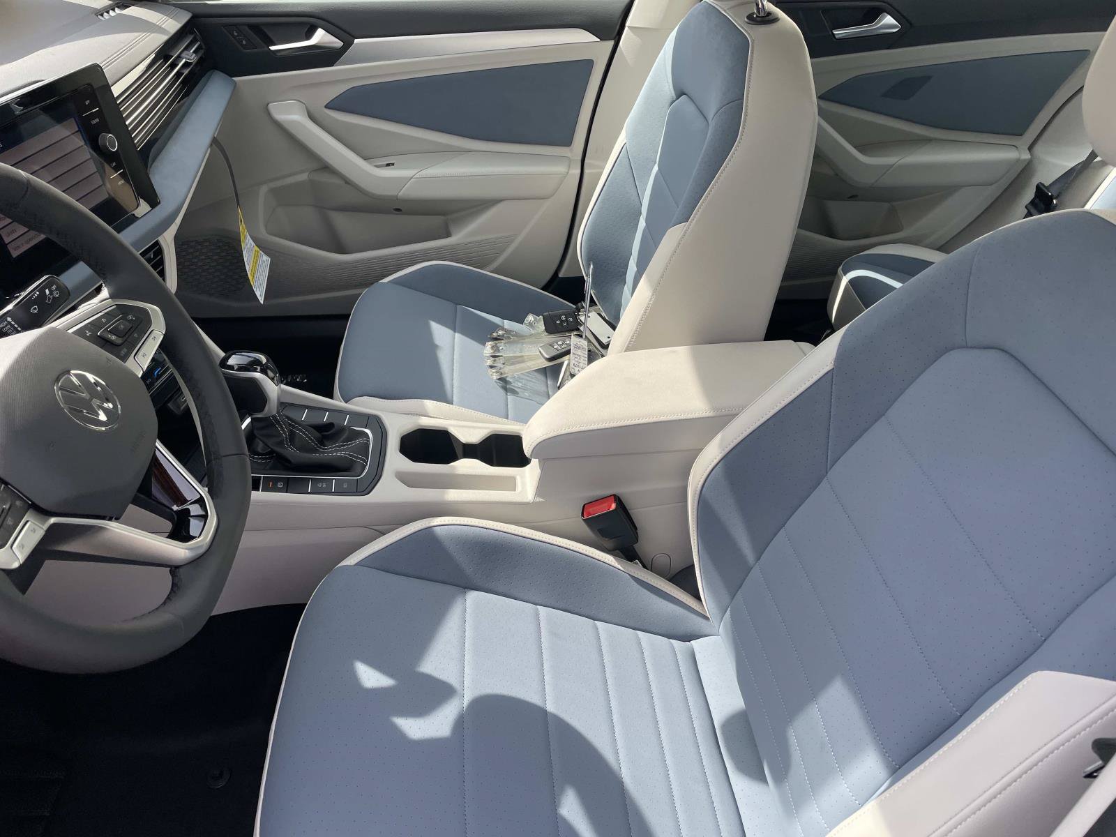 New 2026 Volkswagen Jetta SE FWD image 22