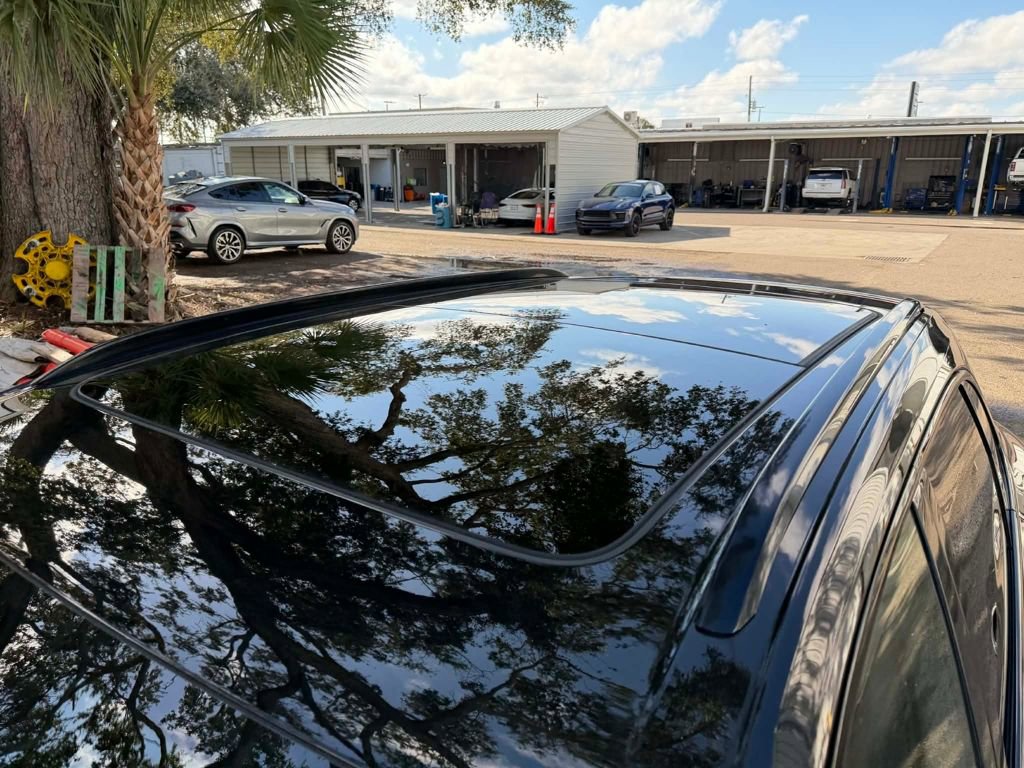 Used 2023 Porsche Cayenne S image 11