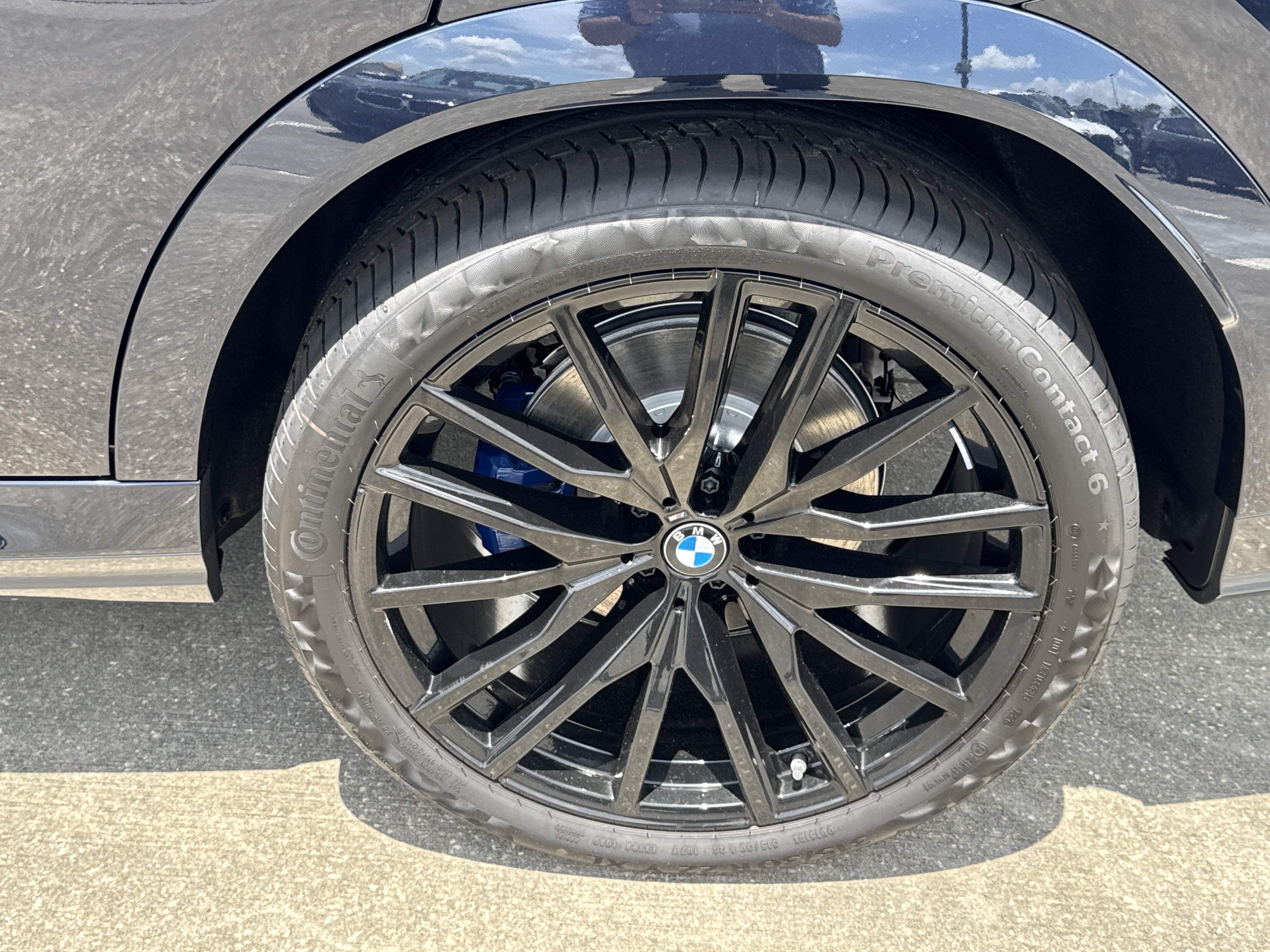 New 2027 BMW X6 xDrive40i w/ Executive Package AWD/4WD image 25
