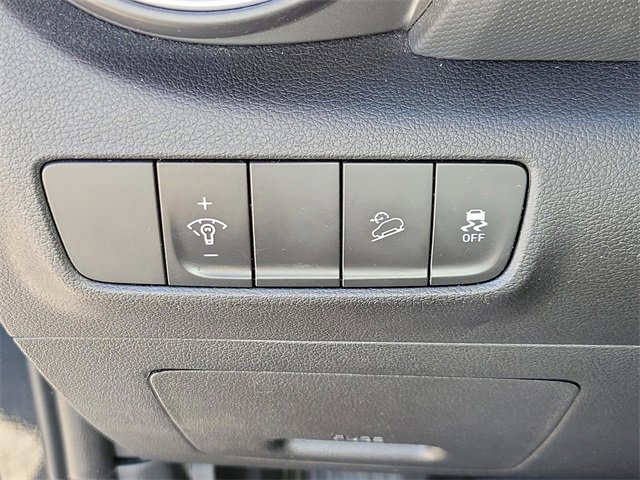 Used 2023 Hyundai Kona SEL image 29