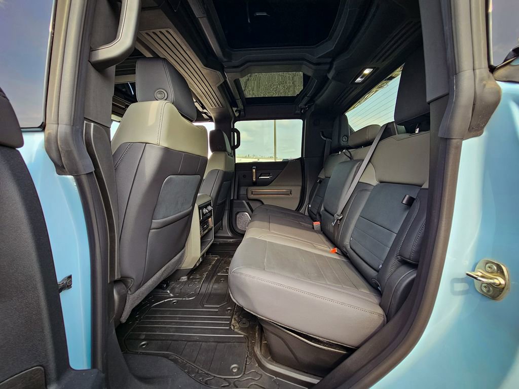Used 2024 GMC Hummer EV 2X w/ LPO, Storage Package image 40