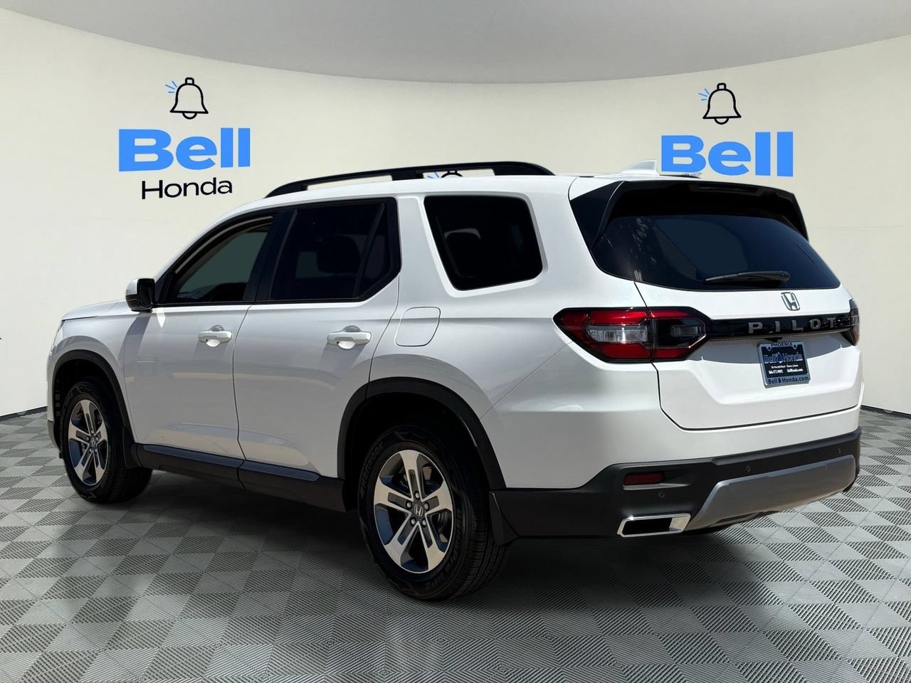 New 2026 Honda Pilot EX-L image 2