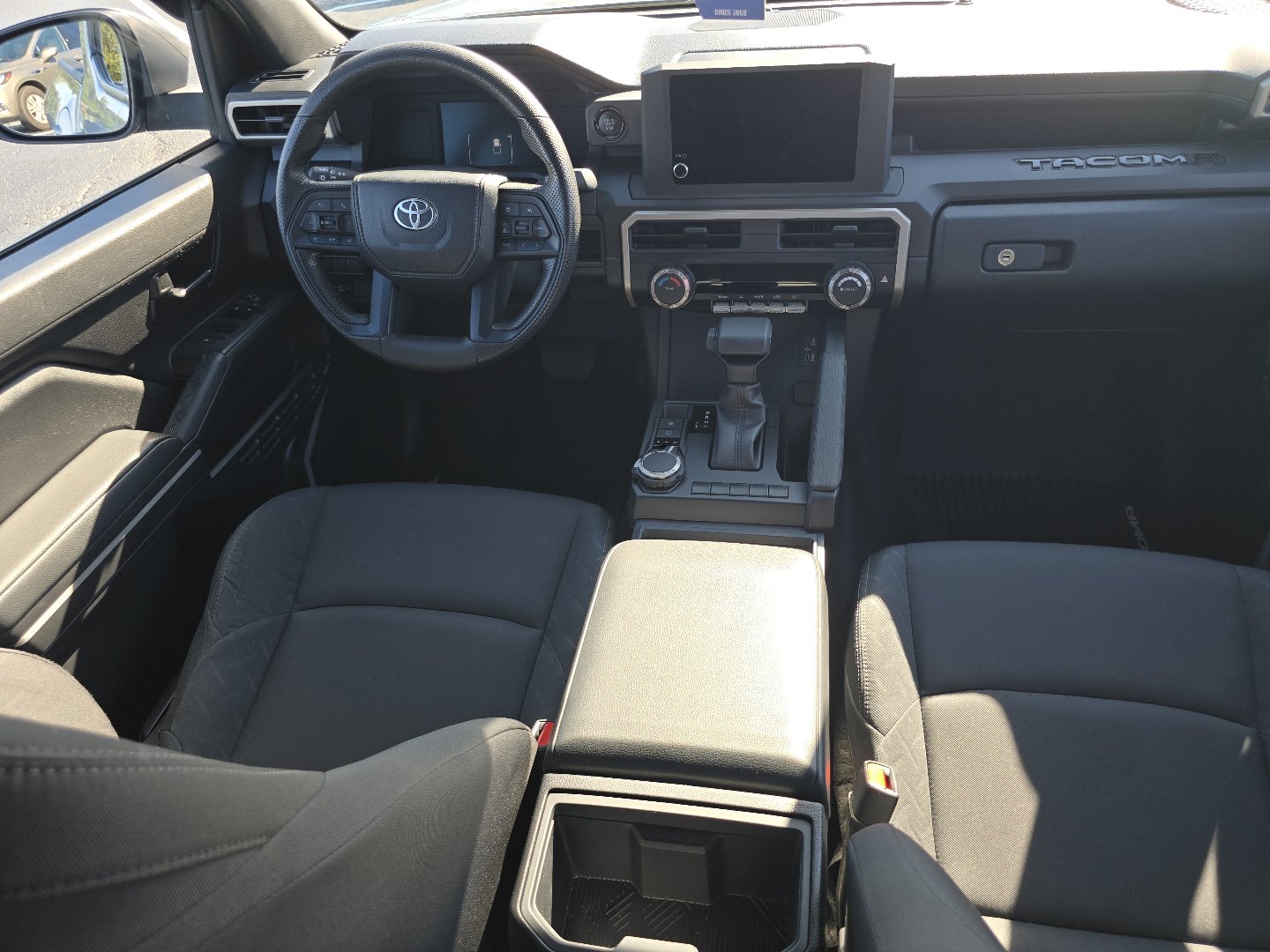 Used 2024 Toyota Tacoma SR AWD/4WD image 21