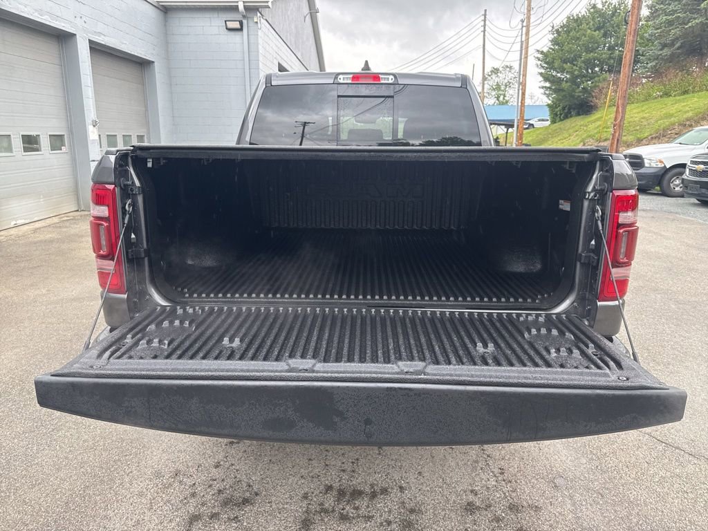 Used 2023 RAM 1500 Laramie AWD/4WD image 15