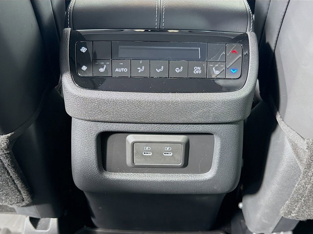 Certified 2026 INFINITI QX60 Luxe w/ Cargo Package image 27