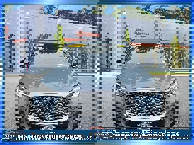 Used 2025 INFINITI QX55 Luxe w/ Cargo Package image 2