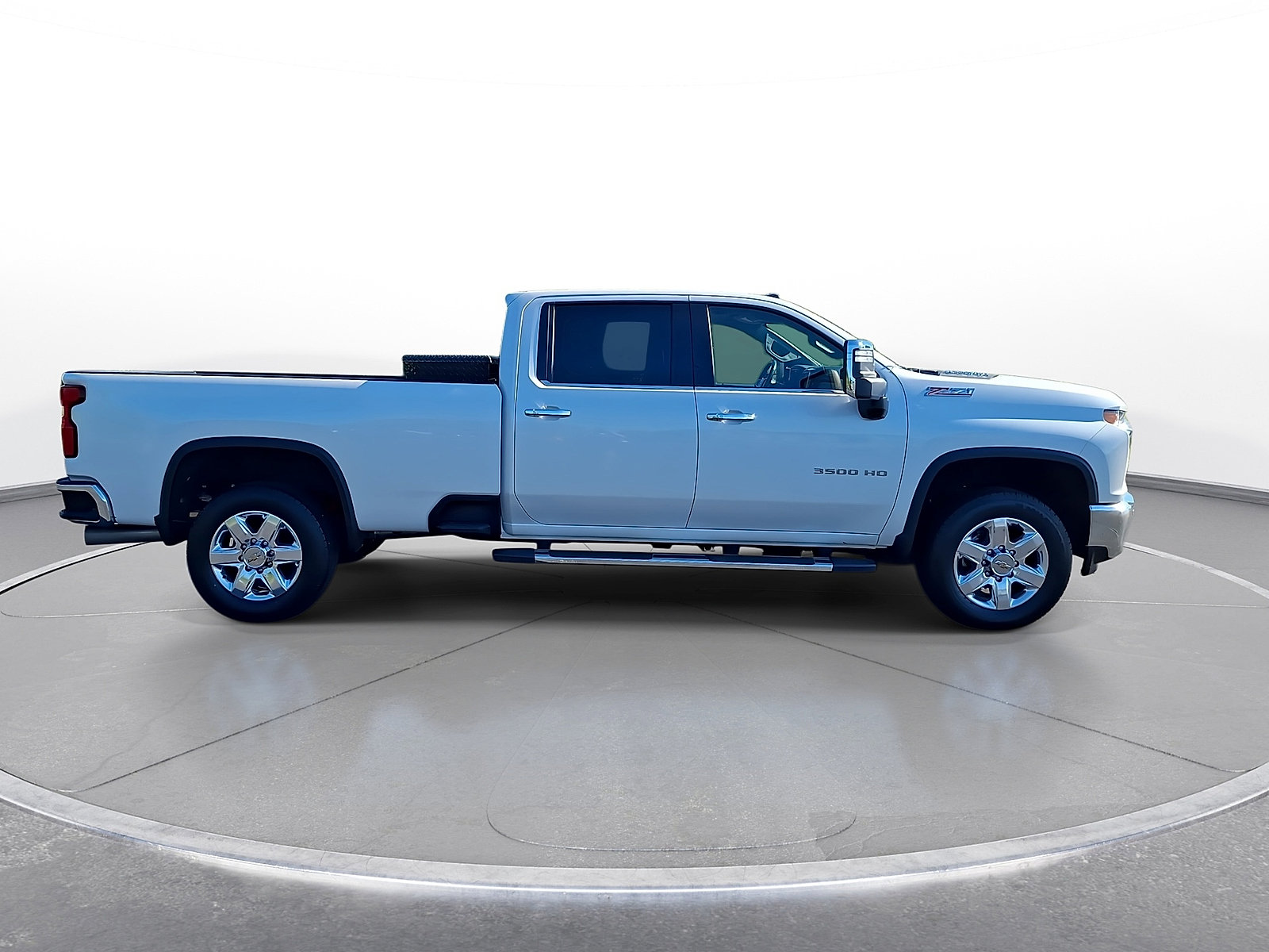 Used 2021 Chevrolet Silverado 3500 LTZ w/ LTZ Plus Package AWD/4WD image 9