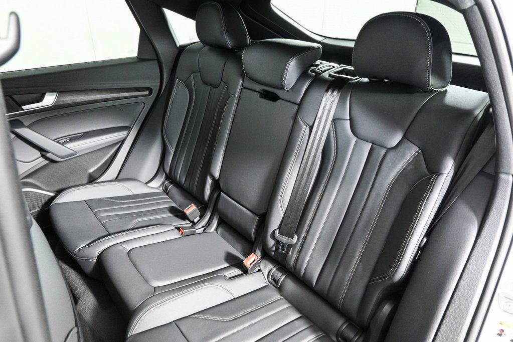 New 2025 Audi Q5 2.0T Premium Plus AWD/4WD image 19