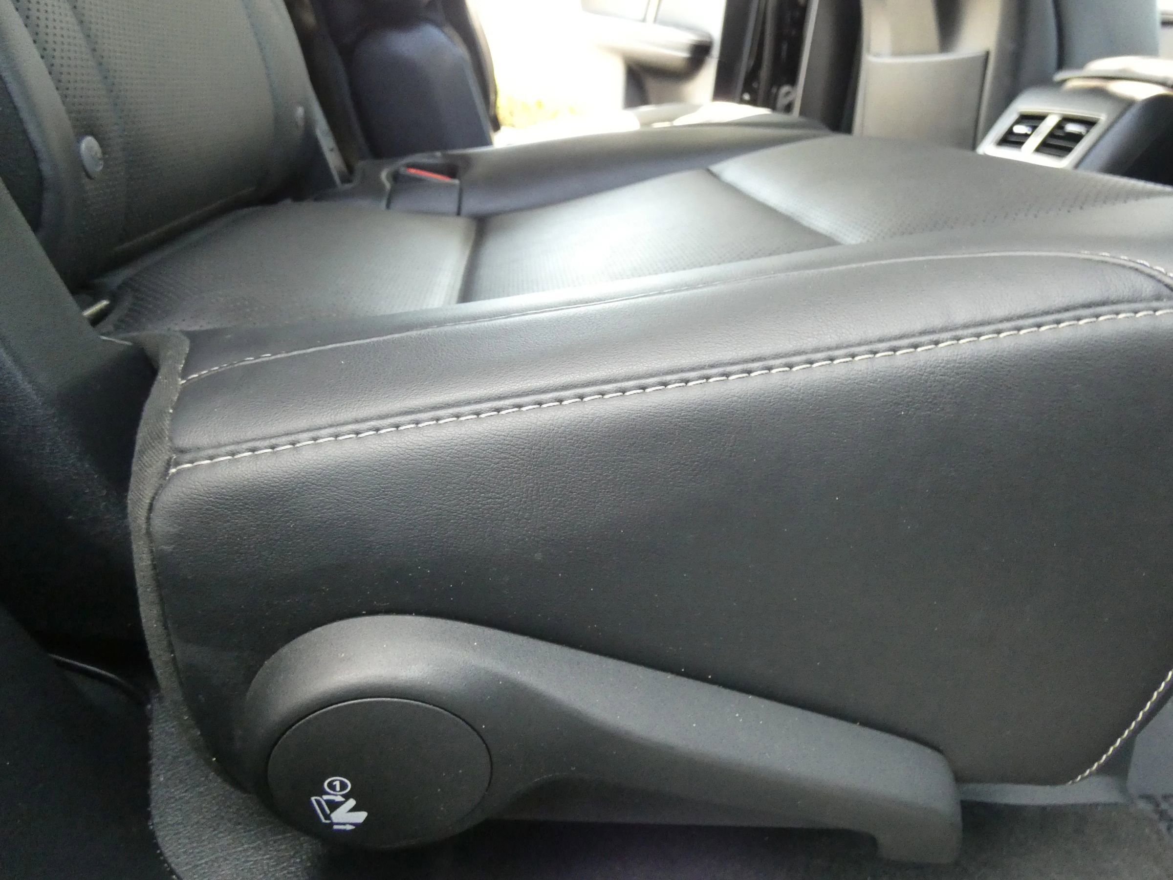 Used 2020 Lexus RX 350L FWD w/ Premium Package image 38