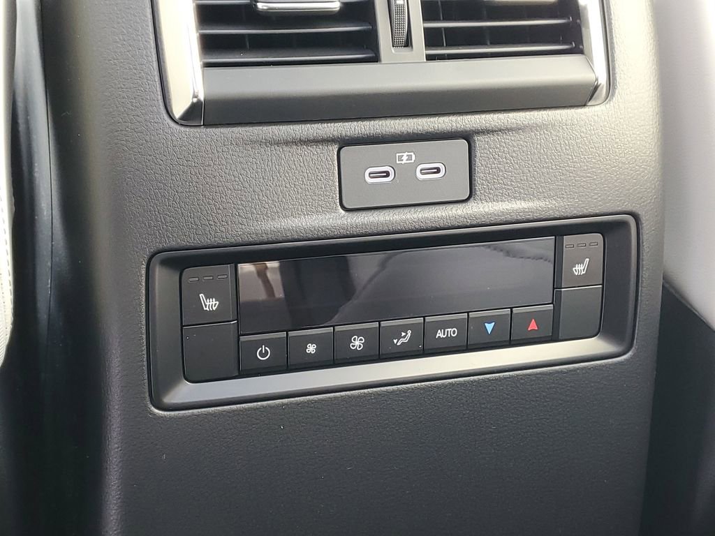 New 2026 MAZDA CX-90 3.3 Turbo w/ Premium Plus Pkg image 16