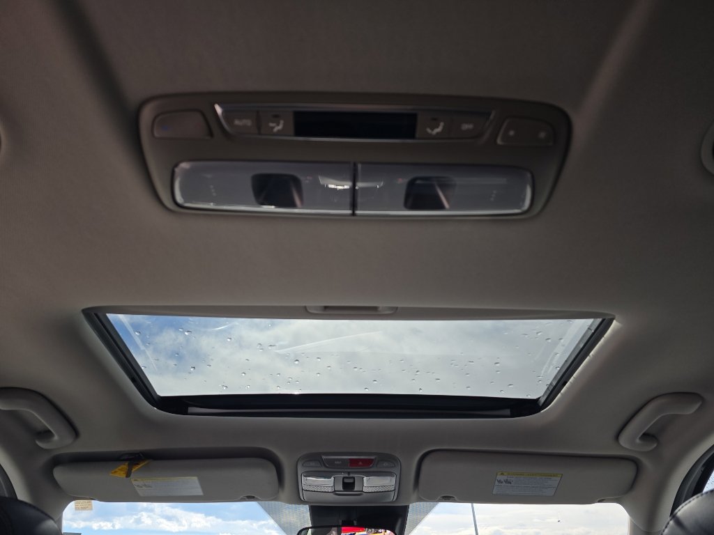 Used 2025 Kia Telluride S image 23