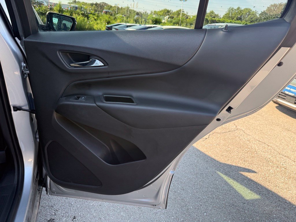 Used 2018 Chevrolet Equinox LT AWD/4WD image 19