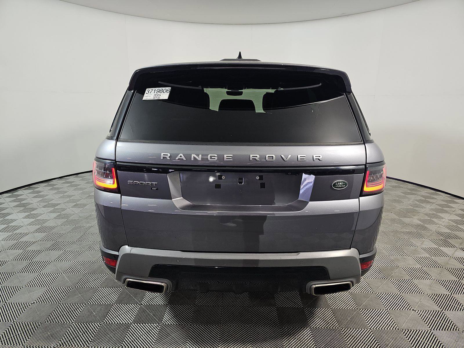Used 2020 Land Rover Range Rover Sport SE image 6