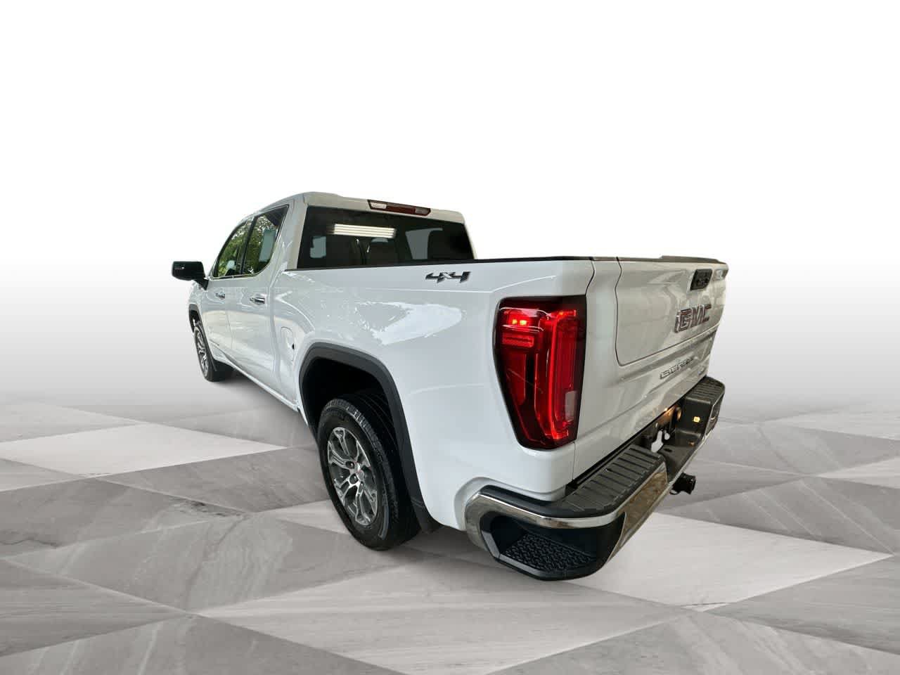 Used 2025 GMC Sierra 1500 SLT AWD/4WD image 6