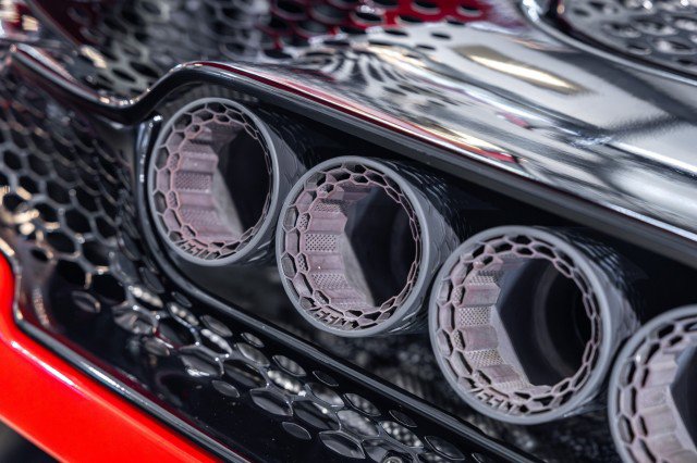 Used 2021 McLaren 765LT RWD image 23